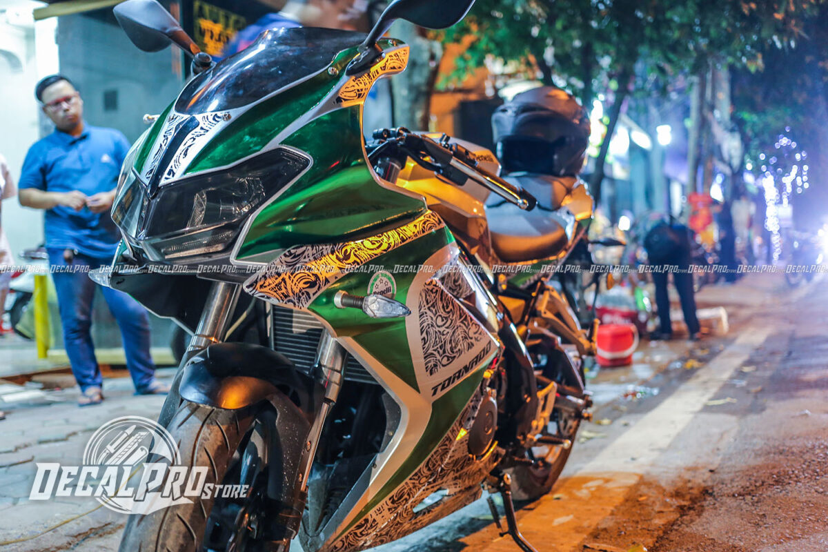 Tem xe Benelli 302R Tornado - Ảnh 2