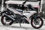 Exciter 150 Redline White Factory Effex
