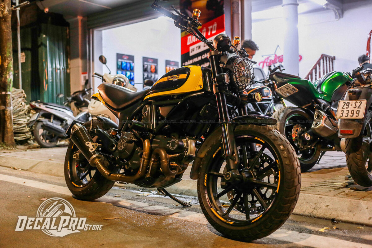 Tem xe Ducati Scrambler Black Yellow - Ảnh 2