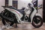 Tem xe Honda SH White Pearl ft Red Line