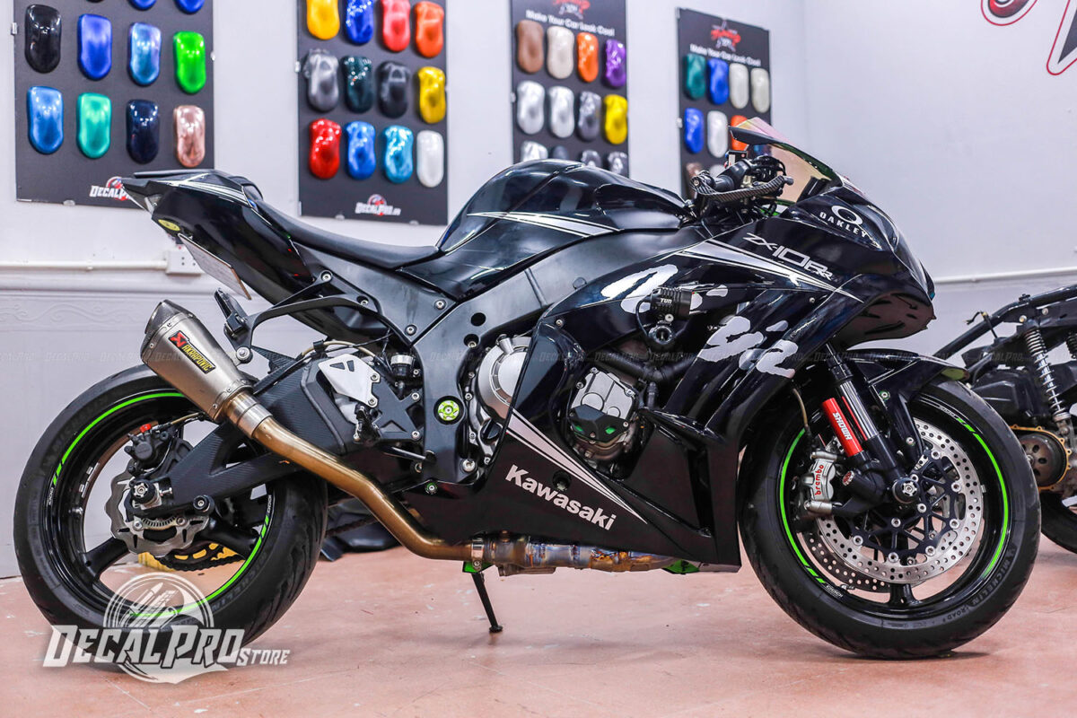Kawasaki ZX10R Black Gloss Silver Candy - Ảnh 4